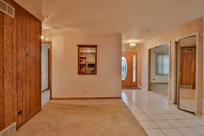 7N240 West End Road, Roselle, IL 60172 - Photo 3