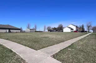 21140 Magnolia Ln, Elwood, IL 60421 - Photo 1