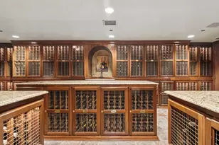 25 E Superior St, Chicago, IL 60611 - Photo 27