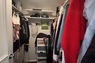 175 E Delaware Pl, Chicago, IL 60611 - Photo 25