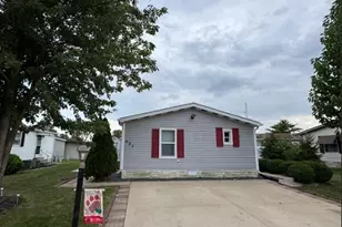 607 Park Ave, Belvidere, IL 61008 - Photo 1