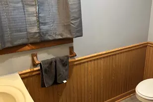 1017 Pulaski St, Peru, IL 61354 - Photo 11