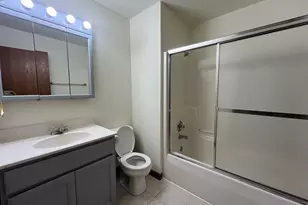 300 W 2nd St, Aroma Park, IL 60910 - Photo 5