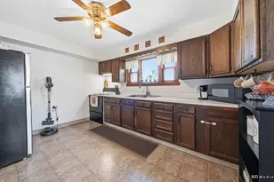 10500 S 80th Ct, Palos Hills, IL 60465 - Photo 11