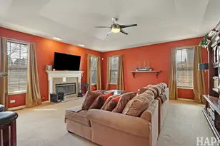 9490 Diana Ln, Huntley, IL 60142 - Photo 7