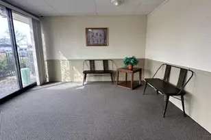 9098 W Terrace Dr, Niles, IL 60714 - Photo 5