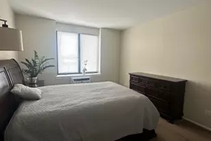 9098 W Terrace Dr, Niles, IL 60714 - Photo 21