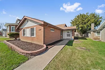 1436 Portsmouth Avenue, Westchester, IL 60154 - Photo 1