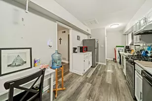 1436 Portsmouth Ave, Westchester, IL 60154 - Photo 9