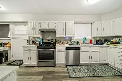 1436 Portsmouth Avenue, Westchester, IL 60154 - Photo 11