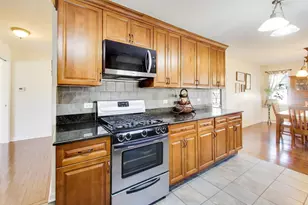 8324 44th Pl, Lyons, IL 60534 - Photo 5