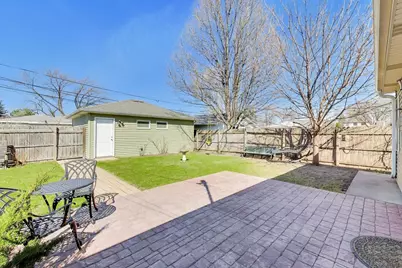 8324 44th Place, Lyons, IL 60534 - Photo 25