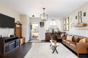 13173 Stonebridge Ln, Huntley, IL 60142 - Photo 5