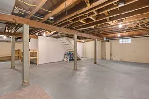 2313 26th St, Rock Island, IL 61201 - Photo 29