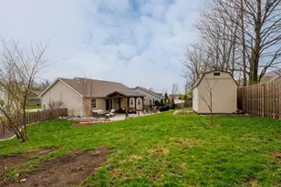 1001 Bach Dr, Bloomington, IL 61704 - Photo 57