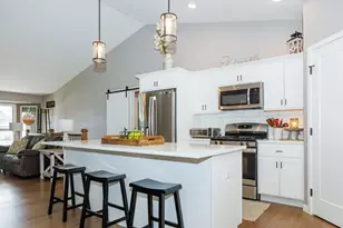 1001 Bach Dr, Bloomington, IL 61704 - Photo 15