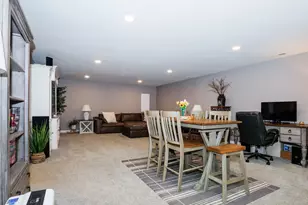 1001 Bach Dr, Bloomington, IL 61704 - Photo 41