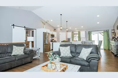 1001 Bach Drive, Bloomington, IL 61704 - Photo 9