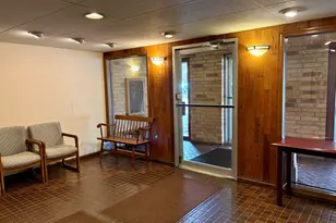 505 Redondo Dr, Downers Grove, IL 60516 - Photo 3