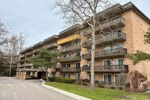 505 Redondo Dr, Downers Grove, IL 60516 - Photo 1