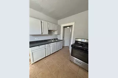 11833 S Perry Avenue, Chicago, IL 60628 - Photo 3