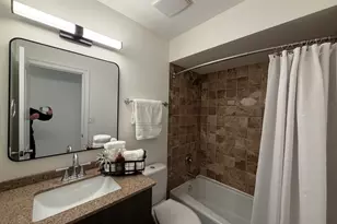 5 Echo Ct, Vernon Hills, IL 60061 - Photo 9