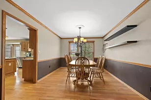 1334 Walsh Dr, Yorkville, IL 60560 - Photo 9