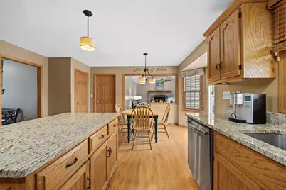 1334 Walsh Drive, Yorkville, IL 60560 - Photo 15