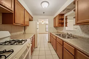 5841 W Lawrence Ave, Chicago, IL 60630 - Photo 5