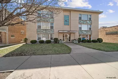 5841 W Lawrence Avenue #2NE, Chicago, IL 60630 - Photo 1