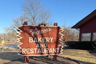 208 W State St, North Aurora, IL 60542 - Photo 17