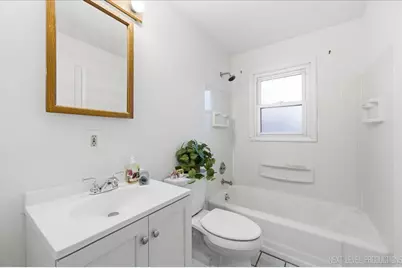 208 W State Street, North Aurora, IL 60542 - Photo 9