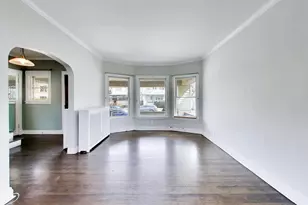 917 Home Ave, Oak Park, IL 60304 - Photo 9