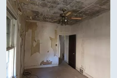 7923 S Calumet Avenue, Chicago, IL 60619 - Photo 7