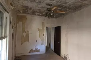 7923 S Calumet Ave, Chicago, IL 60619 - Photo 7