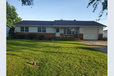 318 E Park Court, Gilman, IL 60938 - Photo 1