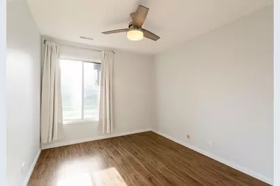 1756 Plymouth Court #B, Wheaton, IL 60189 - Photo 11