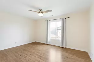 1756 Plymouth Ct, Wheaton, IL 60189 - Photo 7