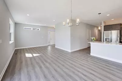 377 Masters Drive, Addison, IL 60101 - Photo 3