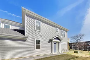 377 Masters Dr, Addison, IL 60101 - Photo 27