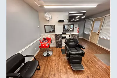 5000 W Elm Street, McHenry, IL 60050 - Photo 3