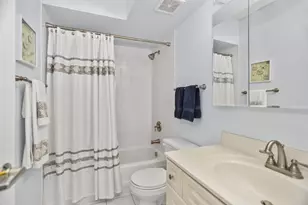 9200 E Prairie Rd, Evanston, IL 60203 - Photo 19