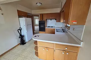 8423 N Shermer Road N, Niles, IL 60714 - Photo 9