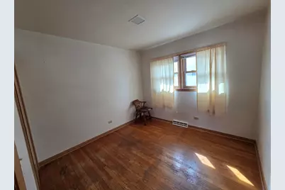 8423 N Shermer Road N, Niles, IL 60714 - Photo 7