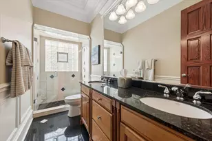 1359 N Mohawk St, Chicago, IL 60610 - Photo 9