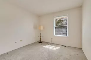 715 Elizabeth Dr, Wood Dale, IL 60191 - Photo 15