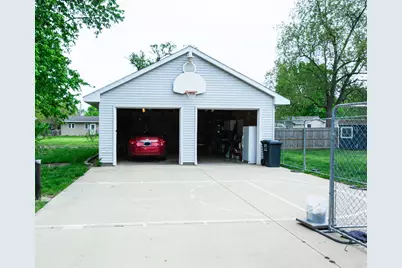 408 E Marshall Street, Tolono, IL 61880 - Photo 5