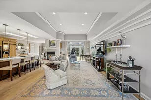 8711 Berkley Ct, Orland Park, IL 60462 - Photo 3