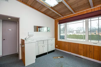 1825 E Roosevelt Road, Wheaton, IL 60187 - Photo 15