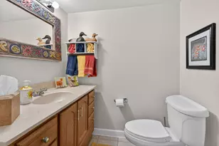 811 King Henry Ln, Saint Charles, IL 60174 - Photo 29